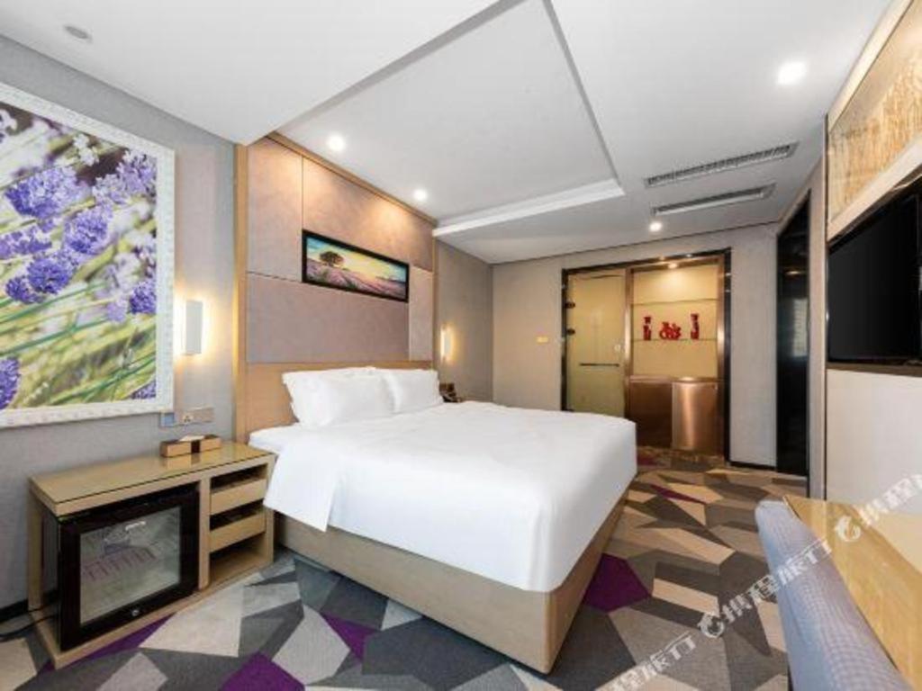 Lavande Hotel Nanchang Ai XI Hu Subway East Station Branch Екстериор снимка