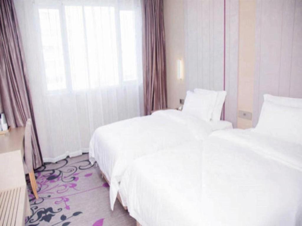 Lavande Hotel Nanchang Ai XI Hu Subway East Station Branch Екстериор снимка