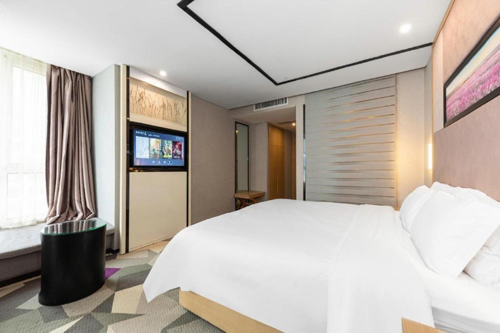 Lavande Hotel Nanchang Ai XI Hu Subway East Station Branch Екстериор снимка