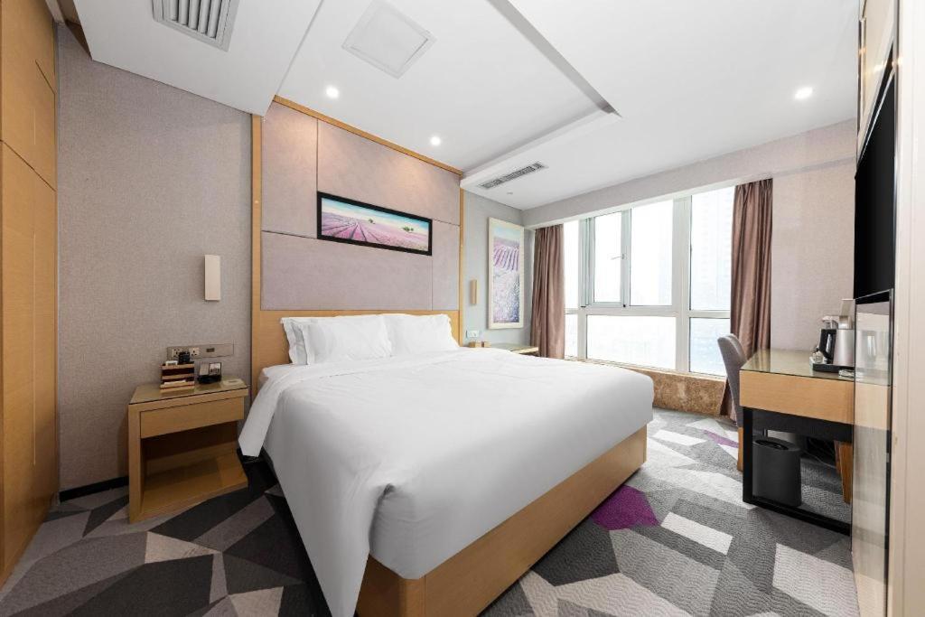 Lavande Hotel Nanchang Ai XI Hu Subway East Station Branch Екстериор снимка