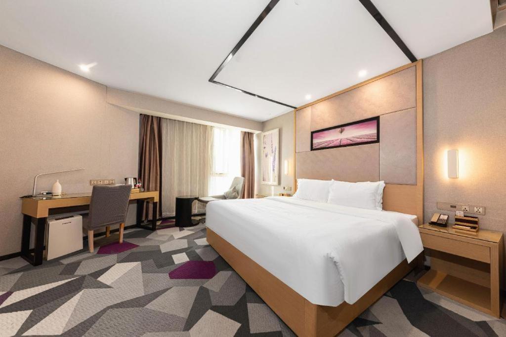 Lavande Hotel Nanchang Ai XI Hu Subway East Station Branch Екстериор снимка