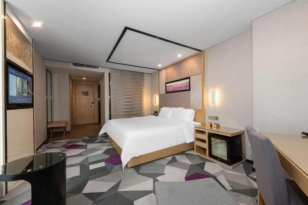 Lavande Hotel Nanchang Ai XI Hu Subway East Station Branch Екстериор снимка